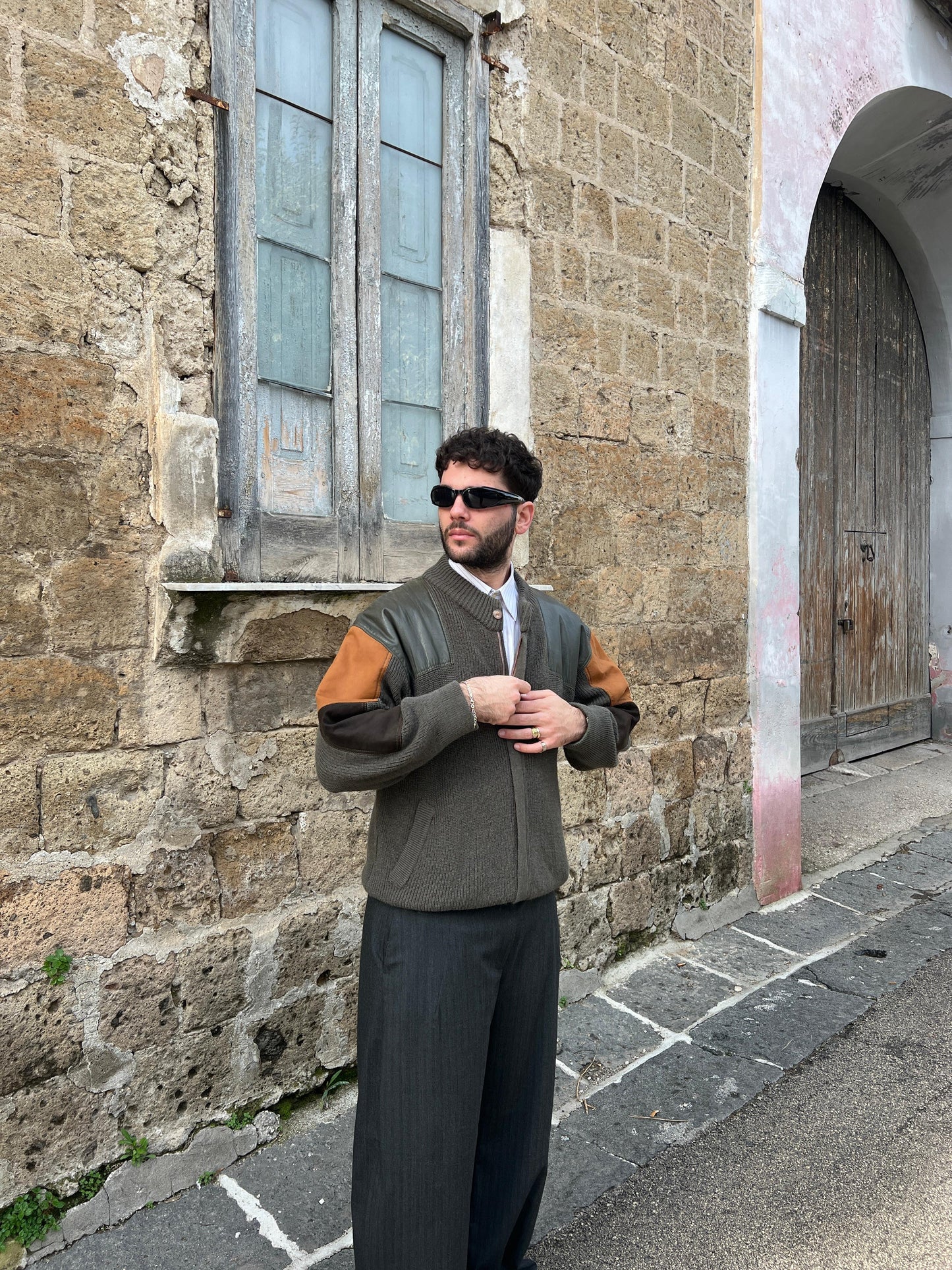 MAGLIONE CON INSERTI IN PELLE