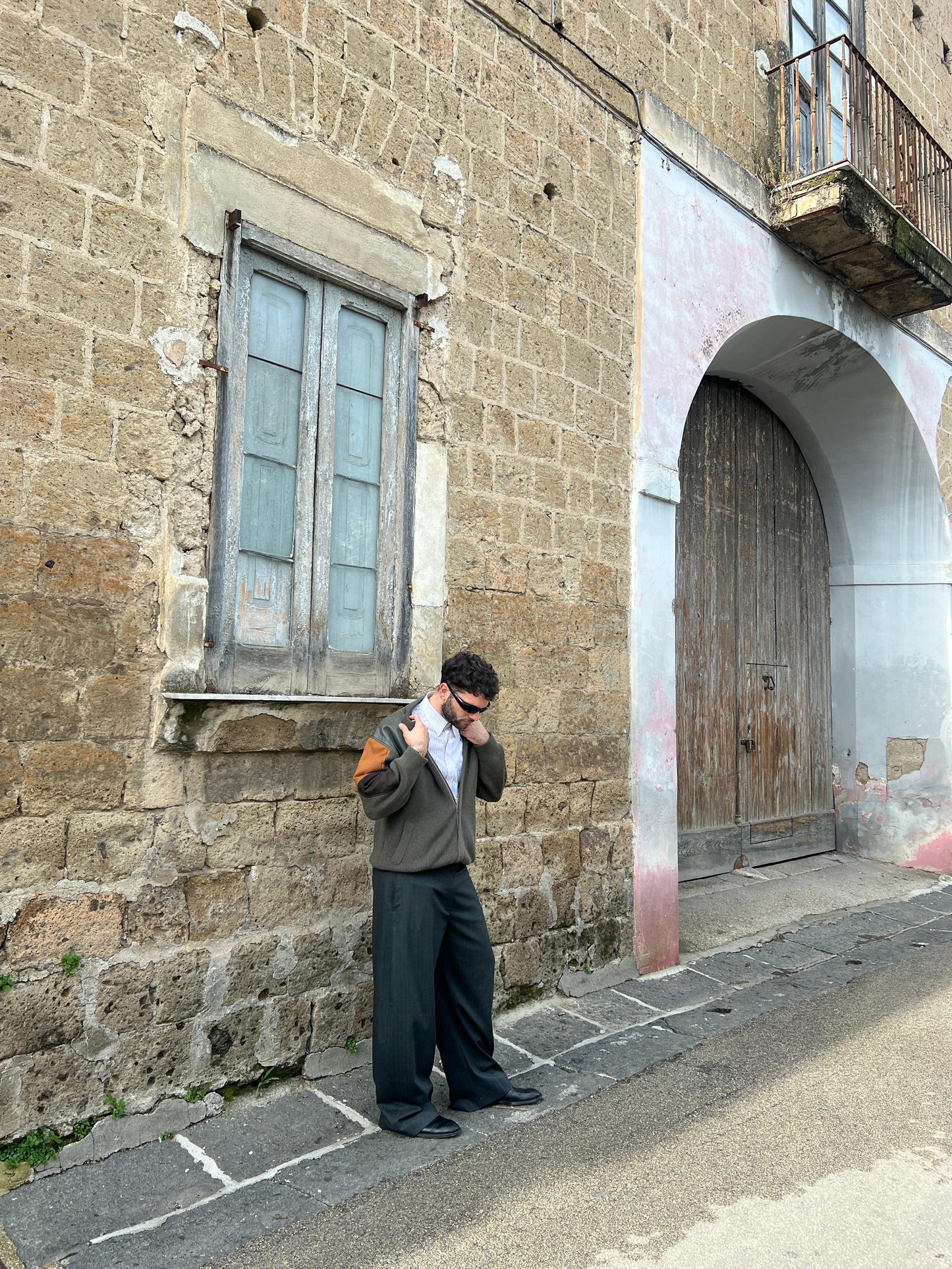 MAGLIONE CON INSERTI IN PELLE